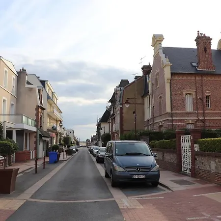 Residence Les Bains Houlgate Buitenkant foto