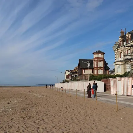 Residence Les Bains Houlgate Buitenkant foto