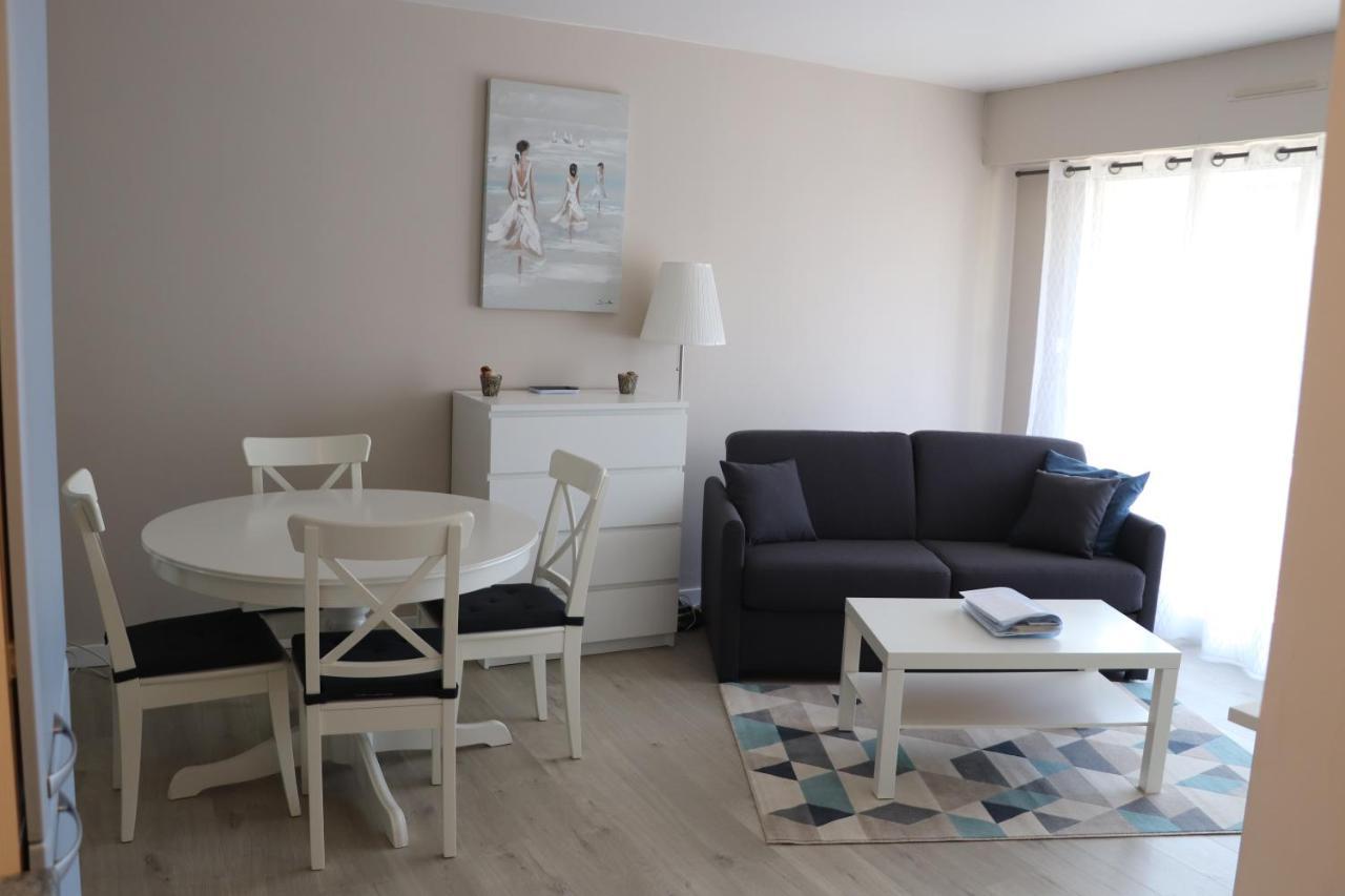 Les Bains Apartment *